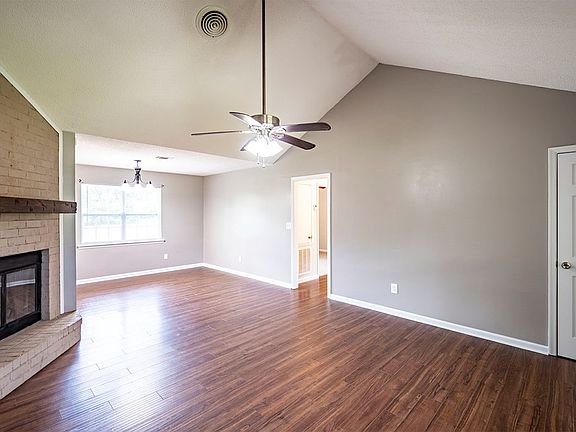 2nd image of 139 Country Dr