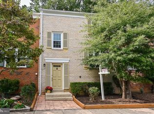 5420 Donnelly Ct, Springfield, VA 22151