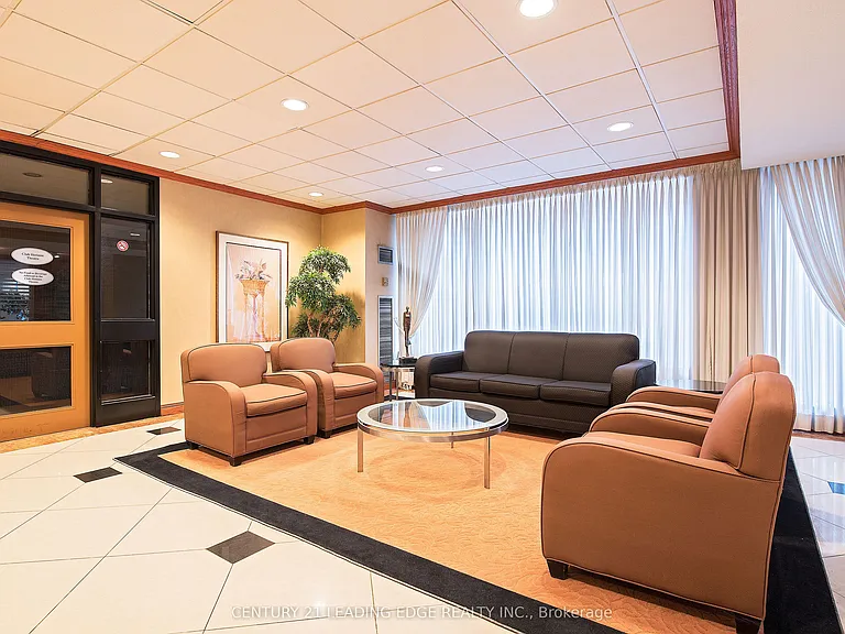 633 Bay St #2204 — Photo 2
