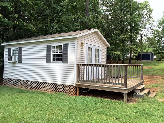 4th image of 1509 Cameron Dr