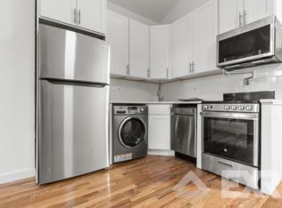 135 Cornelia St #3B, Brooklyn, NY 11221