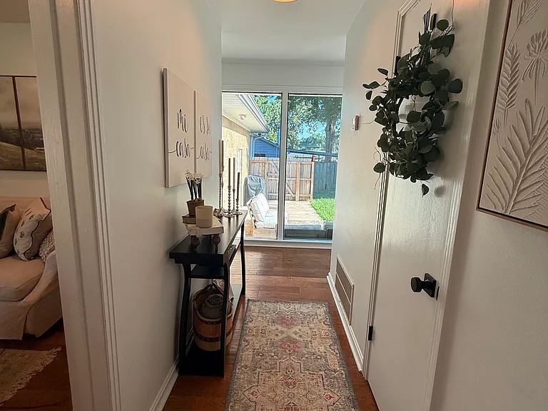 8 Woodhaven Dr — Photo 4