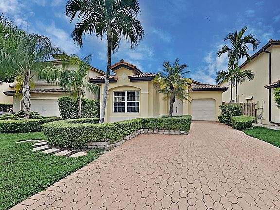 2nd image of 5237 NW 112th Ct