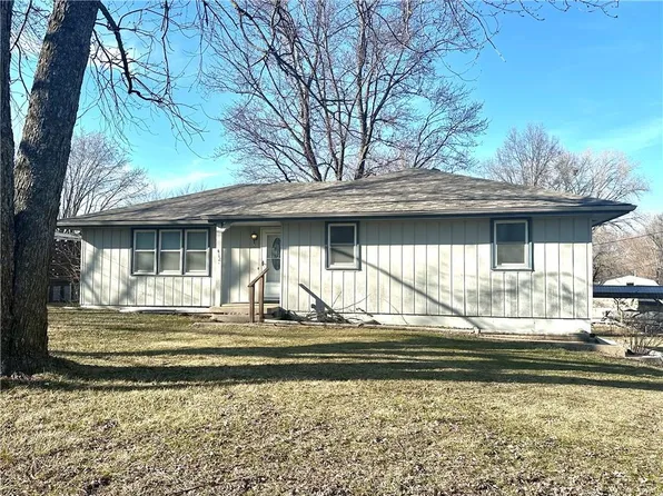 412 W Moss St, Lawson, MO 64062