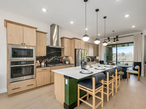 2nd image of 1982 E Wilshire Rd #2