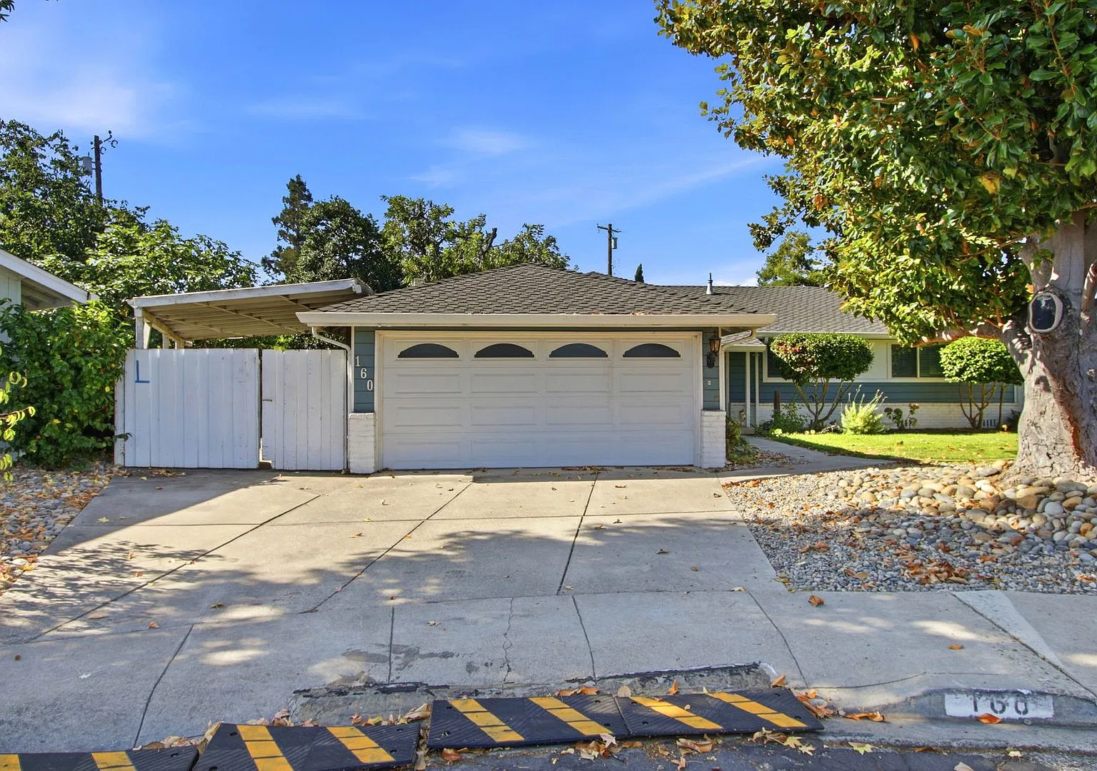 Available Now! Charming Ranch with Versatile Bonus Rooms and Garden Retreat — Photo 3