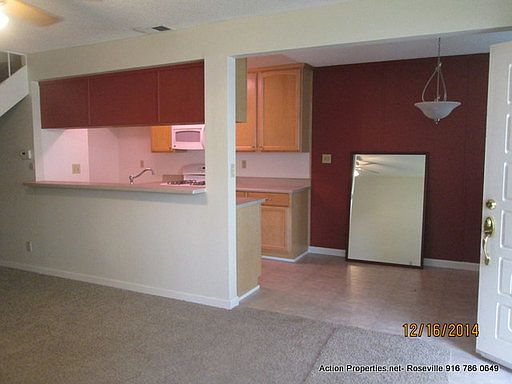 4th image of 225 Mahan Ct APT 3