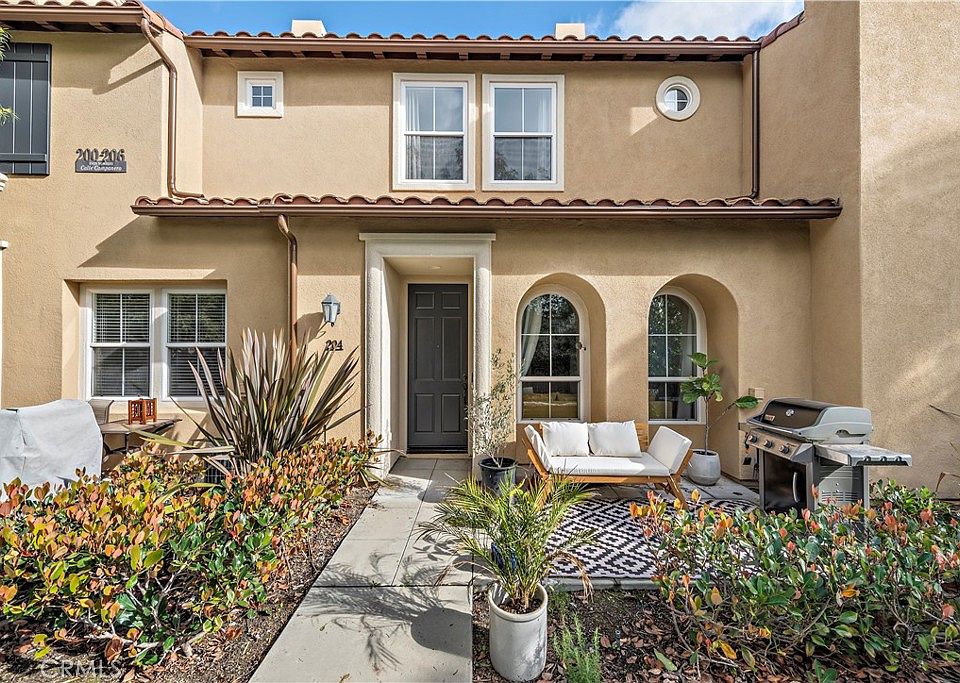1st image of 204 Calle Campanero