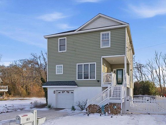 3rd image of 101 Rutledge Ave