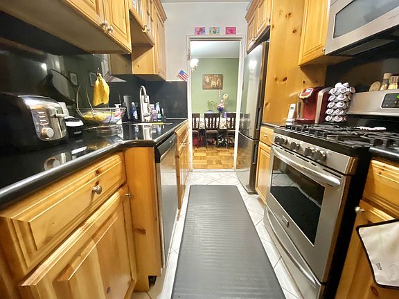 3rd image of 33-01 91st St Unit 1K