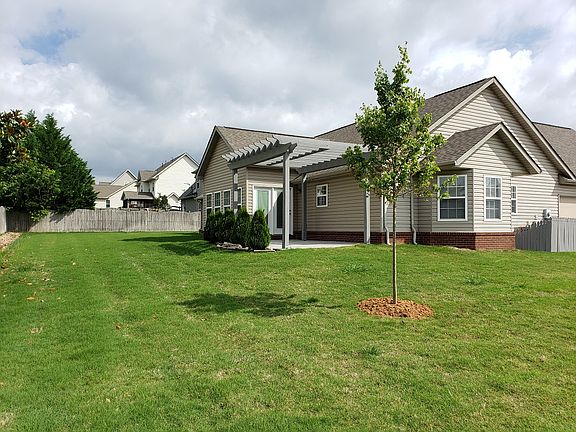 2nd image of 13038 Peach View Dr