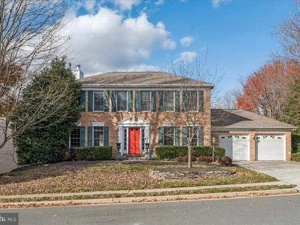 12546 Rock Ridge Rd, Herndon, VA 20170