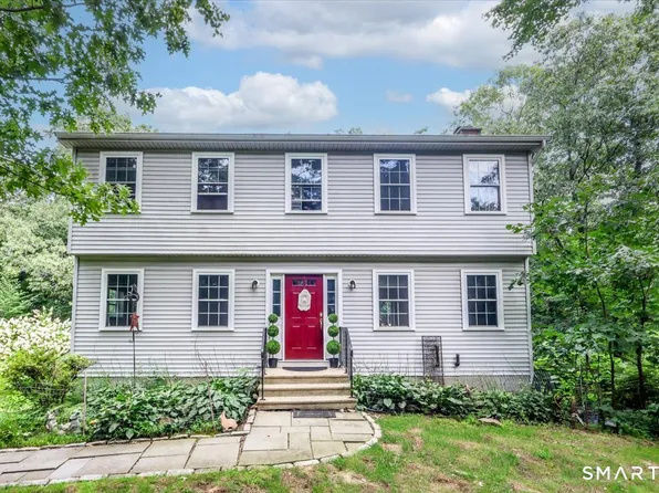 323 Upper Grassy Hill Road, Woodbury, CT 06798