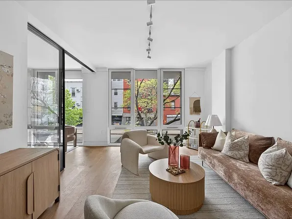 1110 Manhattan Ave #2, Brooklyn, NY 11222