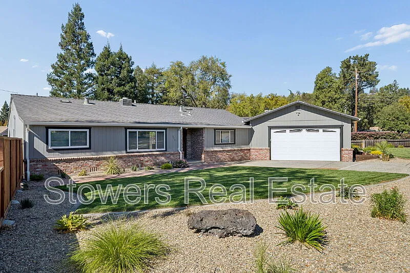 4 bed, 2.0 bath, 1520 sqft, $4,695 — Photo 2