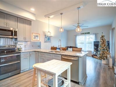 218 Stratford Lane UNIT N/A, Boone, NC, 28607