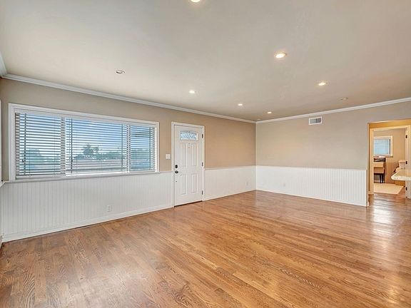 4th image of 817 California St APT C