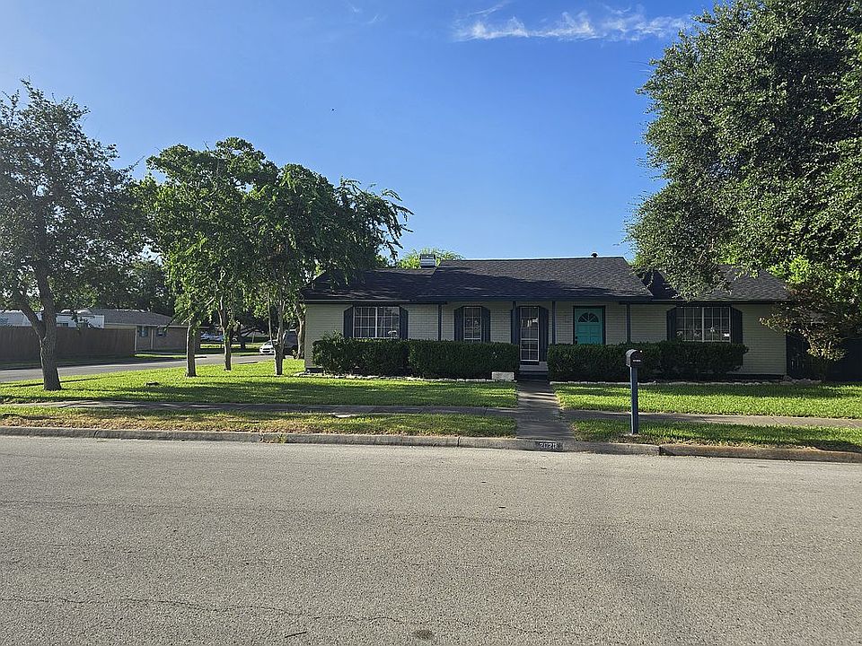 1st image of 2020 Matagorda Dr