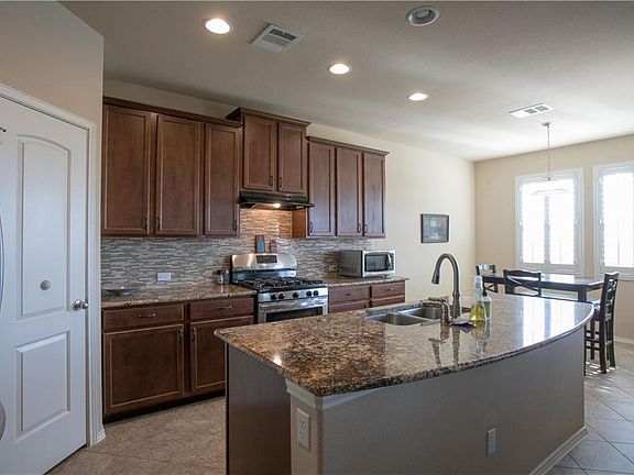 5th image of 7309 Highland Bluff Cv