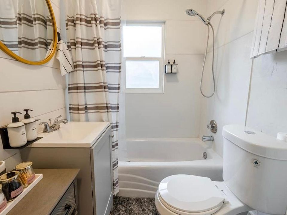 1st image of 132 E Williams Ave #132