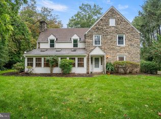 3 Crest Ln, Swarthmore, PA 19081