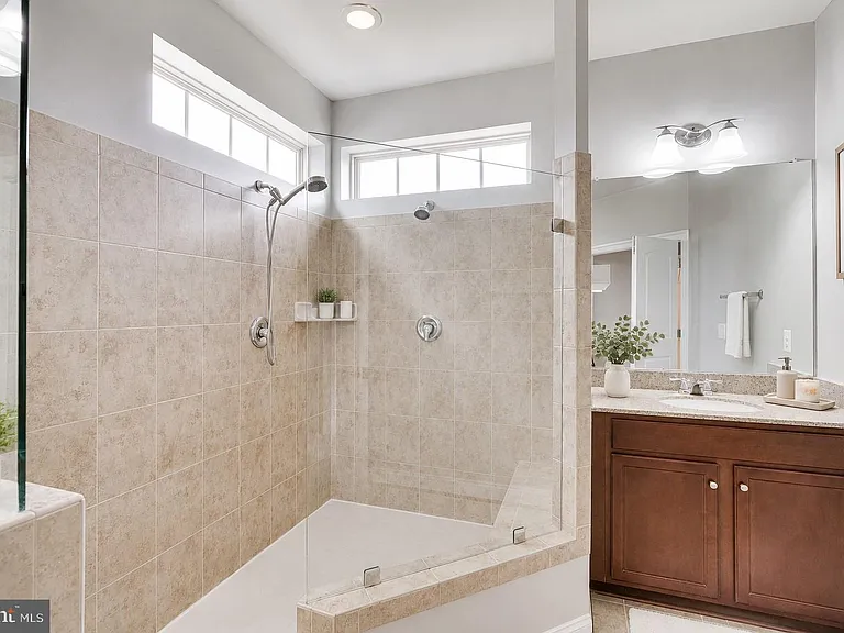 42695 Macauley Pl — Photo 13