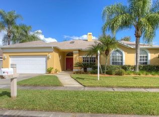 1414 Distant Oaks Dr, Zephyrhills, FL 33543