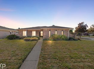 3600 Brandi Dr, Sterling Heights, MI 48310