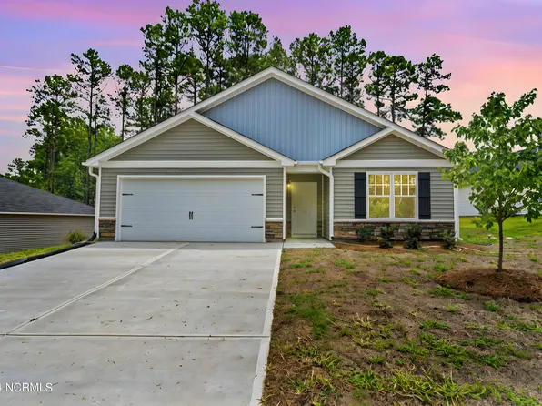 756 Pantego Boulevard SE, Bolivia, NC 28422