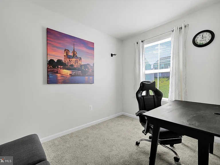 310 Creekside Dr — Photo 17
