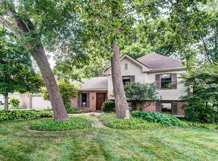 1372 Hickoryview Ct, Dayton, OH 45458