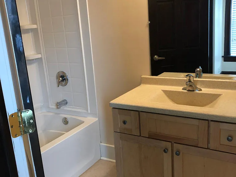 1701 Park Ave — Photo 16