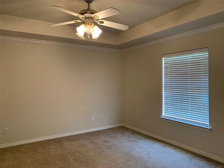 17906 Old Preston Ct — Photo 28