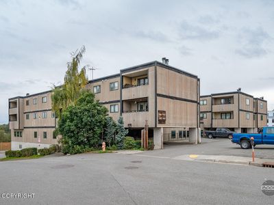 201 Barrow St APT 202, Anchorage, AK, 99501