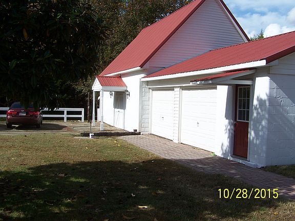 Garages and Workshop