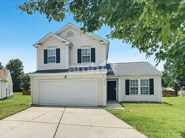 10502 Glory Meadow Ct, Charlotte, NC 28278