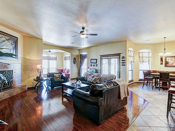 4th image of 3205 Westbury Glen Blvd