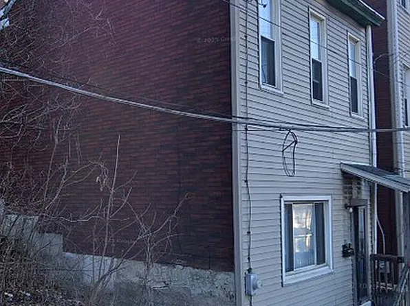 62 Bates St, Pittsburgh, PA 15213