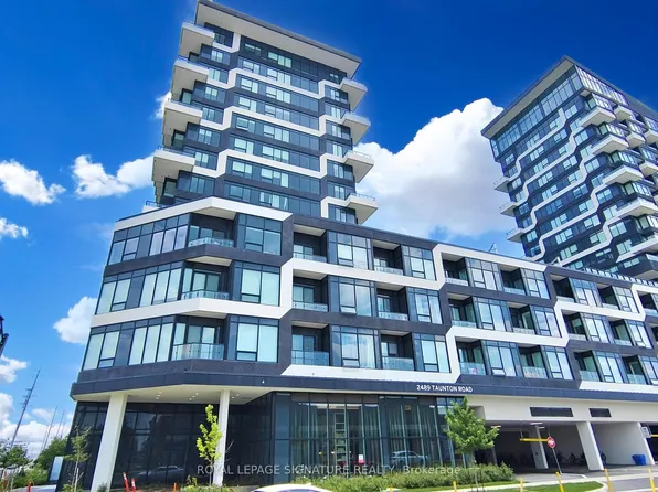 2489 Taunton Rd, Oakville, ON