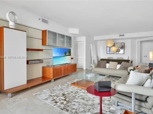 808 Brickell Key Dr, Miami, FL