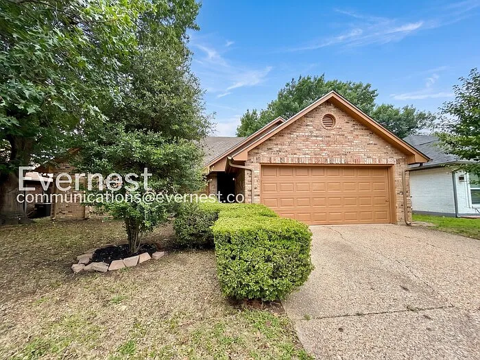 7316 Glen Haven Dr — Photo 2