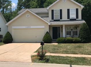 1593 Glenn Brooke Woods Cir, Ballwin, MO
