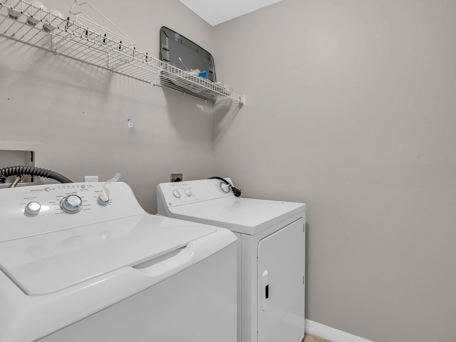 Listing Only-6560 Huntington Lakes Circle #101 - 1 — Photo 3