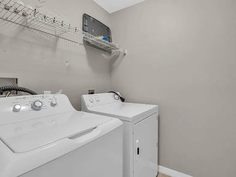 6560 Huntington Lakes Cir #1 — Photo 18