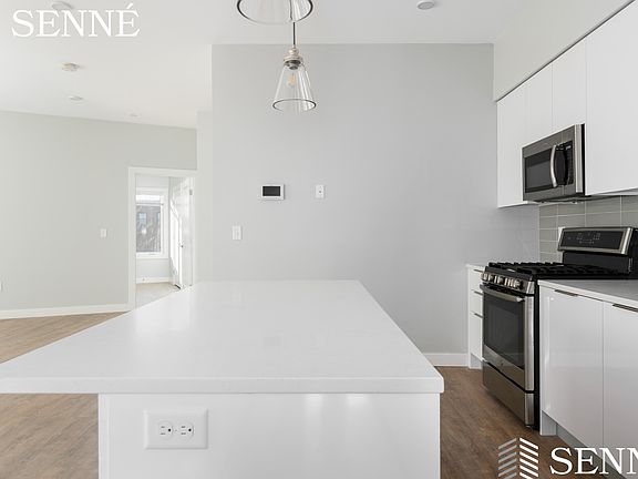 3rd image of 44-48 Medford St #401