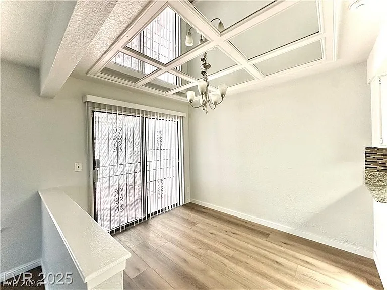 2112 Venus Ave #A — Photo 4