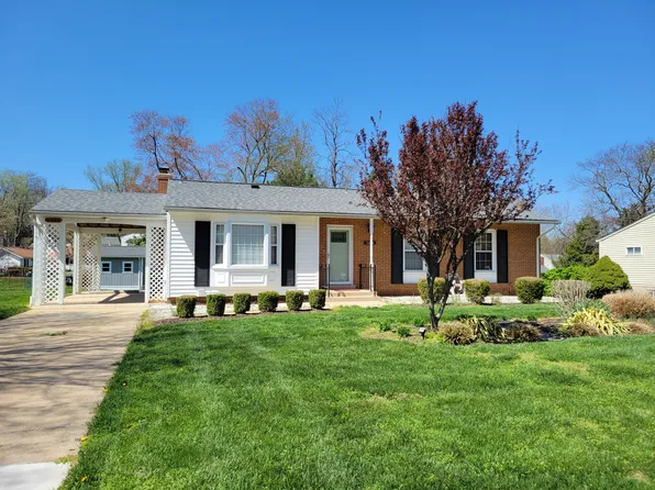7425 Bee Bee Dr #A, Derwood, MD 20855
