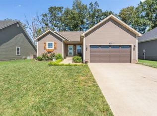 716 Pleasant Meadow Ln, Bowling Green, KY 42101