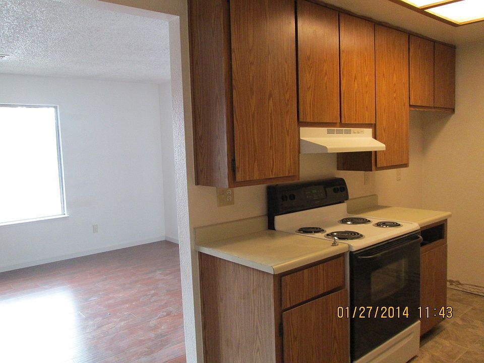 2nd image of 3615 Morse Ave
