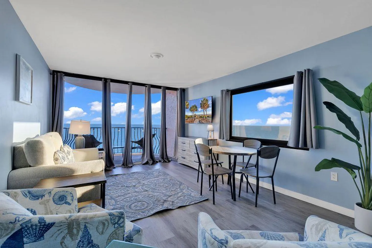 1 bed, 1.0 bath, 645 sqft, $2,694 — Photo 1